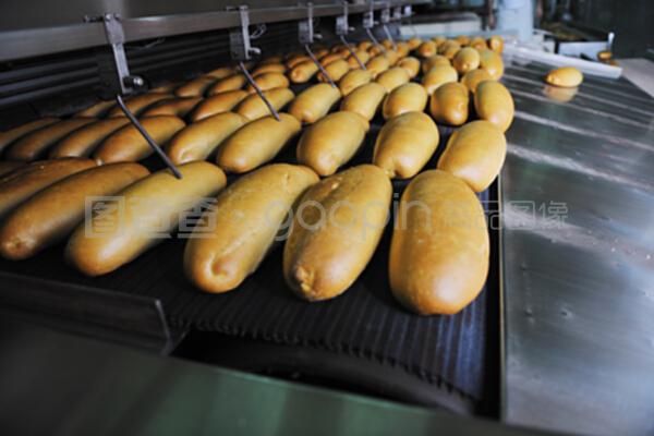 面包工廠的現(xiàn)代化食品生產(chǎn) 從原料到成品的精益管理